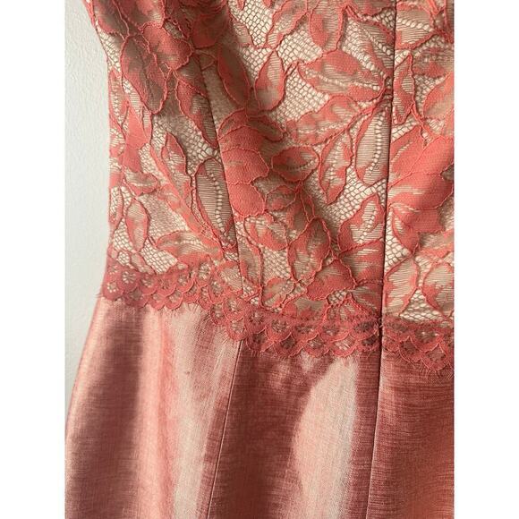 Kay Unger New York Coral Multi Lace Sheath Cocktail Dress Sz. 4 Coquette - Picture 6 of 9